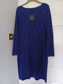 dress Claudia strater.