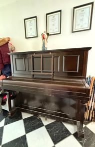 Piano - Walter Smith & Co.