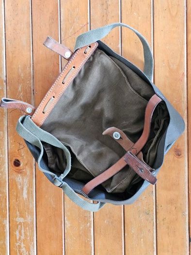 Vintage 1980s Swiss Army Military Bread Bag Shoulder bag Collectable Militaria