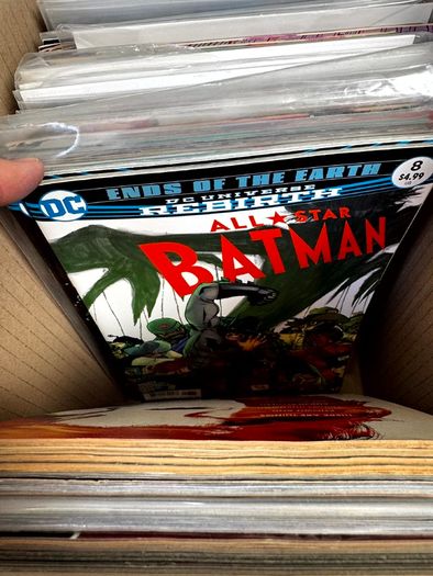 Marvel & DC Long Comic Box w 300 comics for Sale