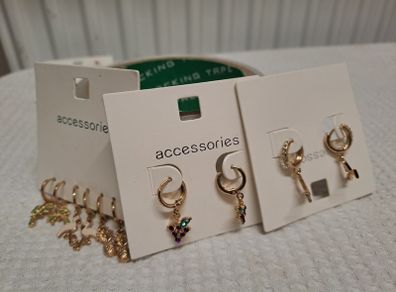 Fun earrings bundle