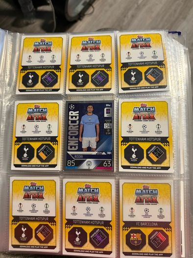 football cards + binders (offers Welcome )