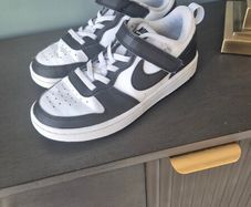Nike kids 13.5 uk