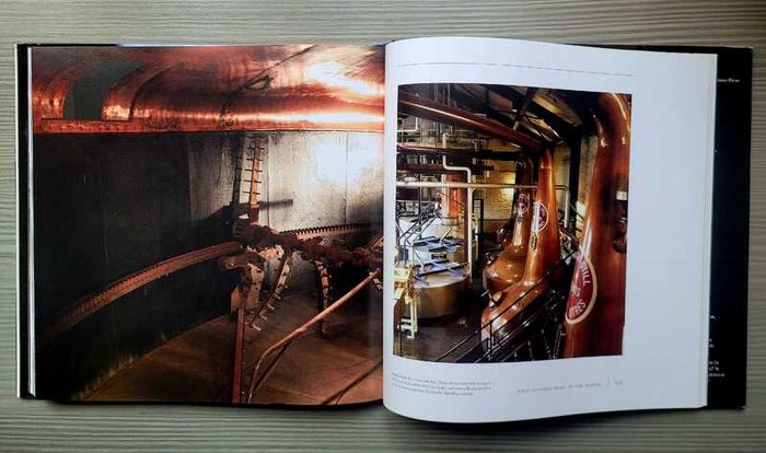 Bushmills: 400 Years in the Making by Peter Mulryan
