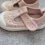 girl shoes 9-12 month 3 pairs Image 2