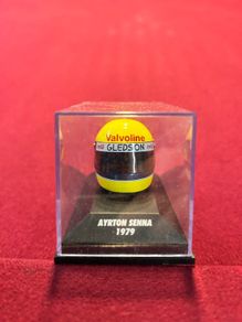 Ayrton Senna Helmet 1:8 Minichamps 1979