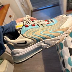 mens Nike runners size 9