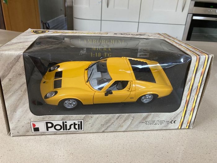 Lamborghini Miura Scale 1/18