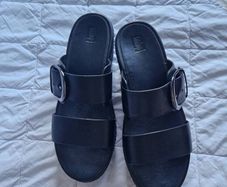 Fitflop size 7 black leather sandals with buckle