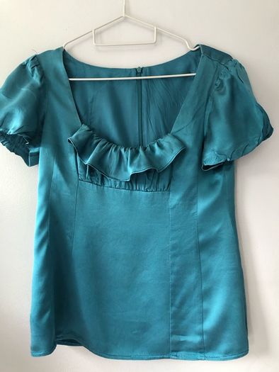 Ladies stunning top size 8