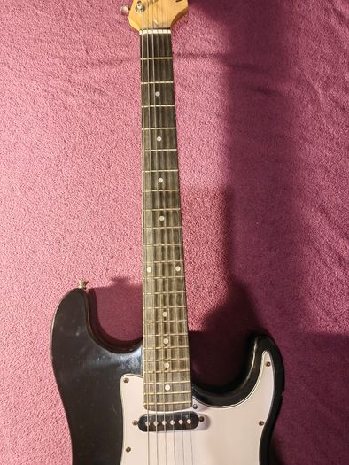 Guitar with amp and gigbag
