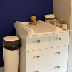 Dresser/changer plus Tommy Tippee nappy bin (XL, 15L)
