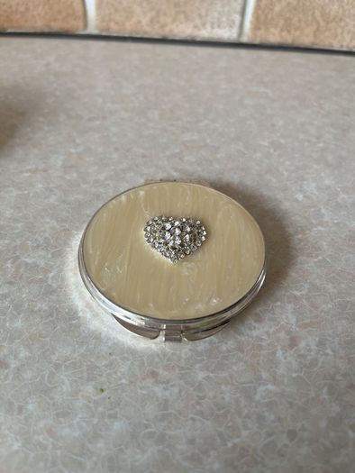 Clamshell Trinket Jewelry Box/Purse  & Roynd Picket compact dual mirror