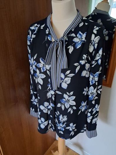 American Brand NYDJ Tie Blouse Size S