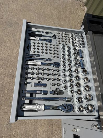 41" 7 Drawer Tool Box - Fully Loaded With Tools + Side Cabinet