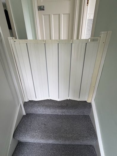 Safety Gate - Baby Dan Guard Me - auto folding