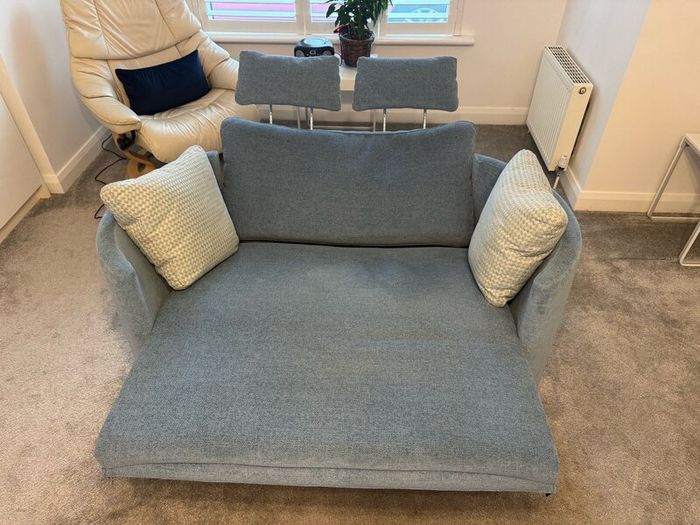 Recliner sofa