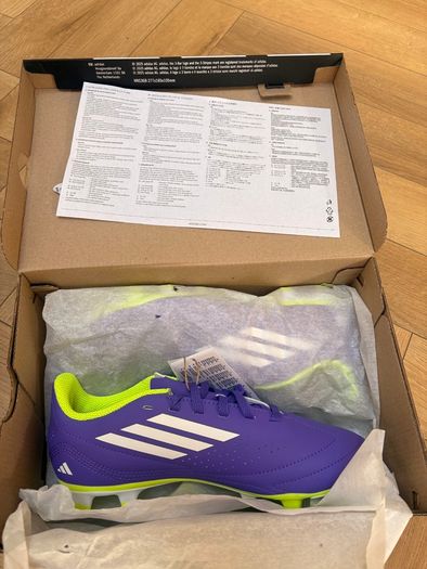 Adidas football boots -Size 4.5 UK