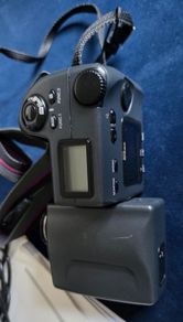 Vintage Nikon Coolpix 990 3.34MP Digital Camera - 3x Optical Zoom
