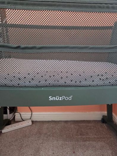 SnuzPod Studio Bedside Crib
