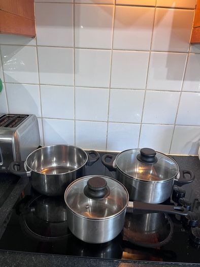 Kitchen Cookware Bundle - Pots, Frying Pans, Baking Tray & Bowls