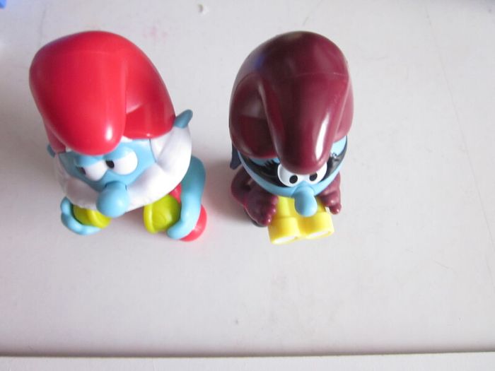 Burger King Smurfs Papa /Moxie Figures 2024