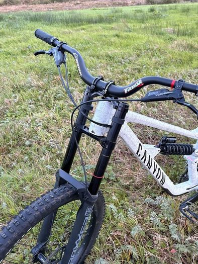 Canyon Torque DH CLLCTV