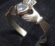 Vintage Irish 9ct Gold Claddagh Ring Dublin Hallmarked Size 56.5