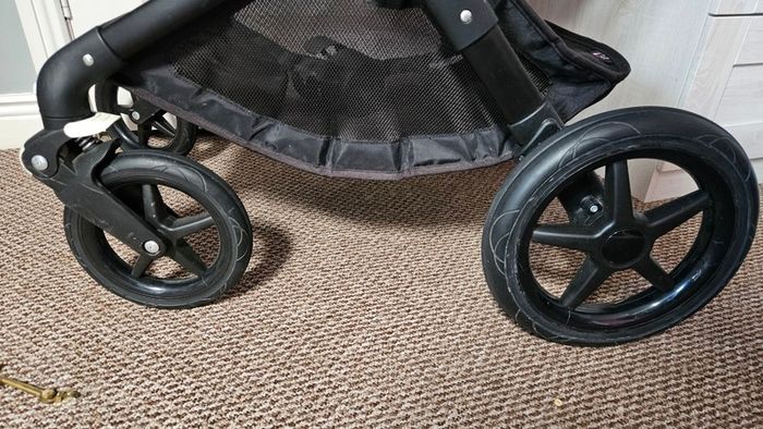 Bugaboo fox bassinet and buggy