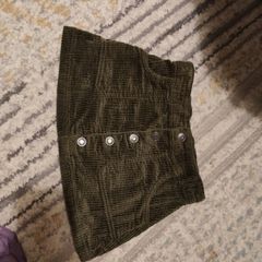 girls skirt 3/4 yo