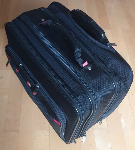 VALENTINO Paris Briefcase & SwissGear Wenger Business Case Roller & Valentino Paris Shoulder Case ( Over night Travel flight Case Luggage)
