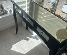 Mirrored hall table