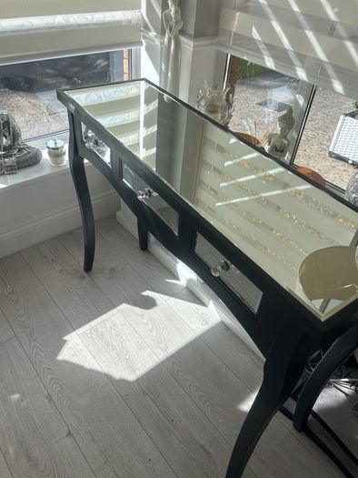 Mirrored hall table