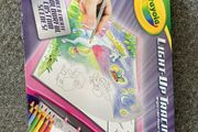 Crayola Light up tracing pad