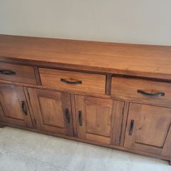 Sideboard