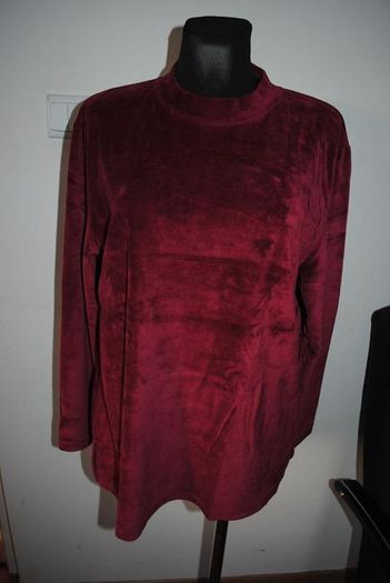 Damart Burgundy velour jumper size UK14 EU42 Postage included