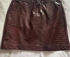 leather skirt