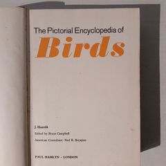 The Pictorial Encyclopedia of Birds edited by Bruce Campbell