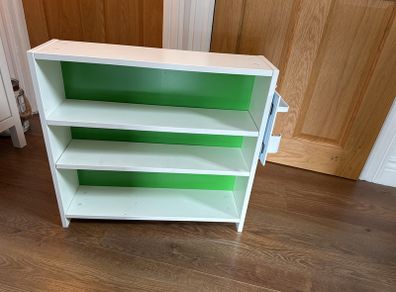 wall mounted shelf