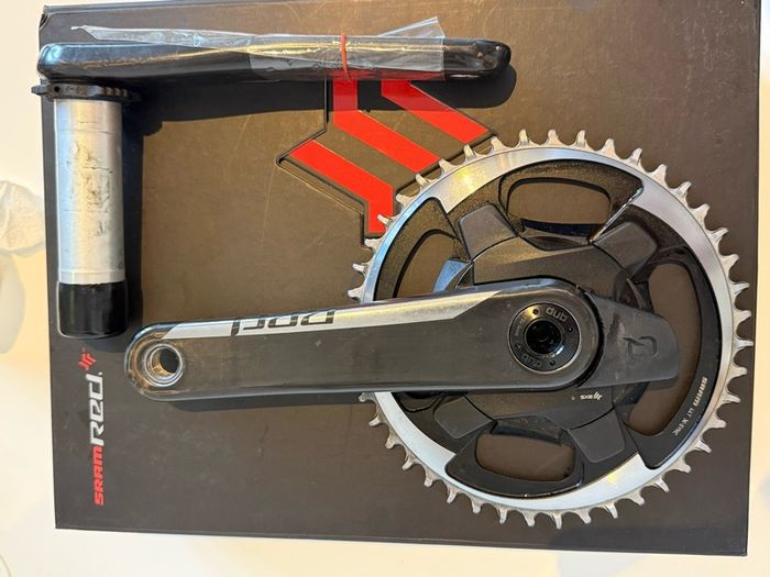 SRAM Red AXS Quarq Power Meter Crankset 1x 44T DUB