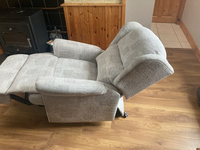 lazy boy recliner
