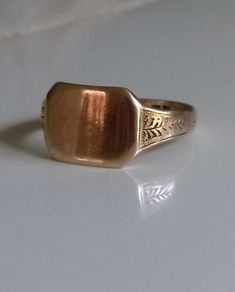 9ct gold signet ring size U