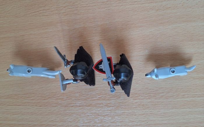 LEGO Wolfpack Beastmaster CMF