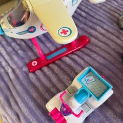 Polly pockets hospital pet rescue