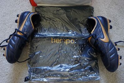 Football Boots Nike Air Legend Tiempo Blue/Gold (2006) Size 7.5UK FG