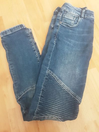 Boys Skinny Jeans - Age 11-12yrs .. 152cm