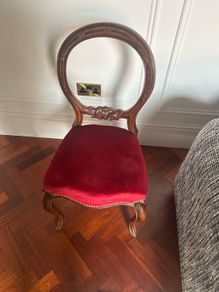 ocassional chair