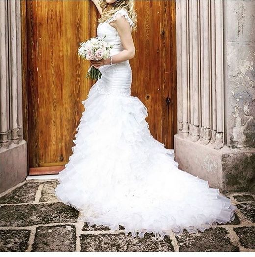 Wedding dress