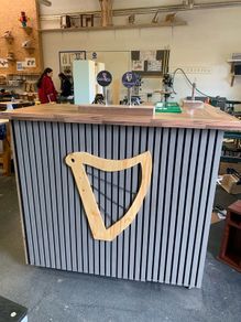 Mobile bar unit