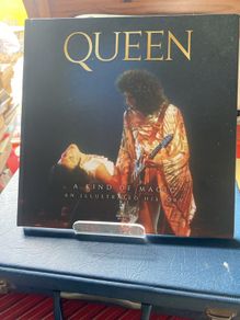 Queen - A kind of magic - an illustrated history